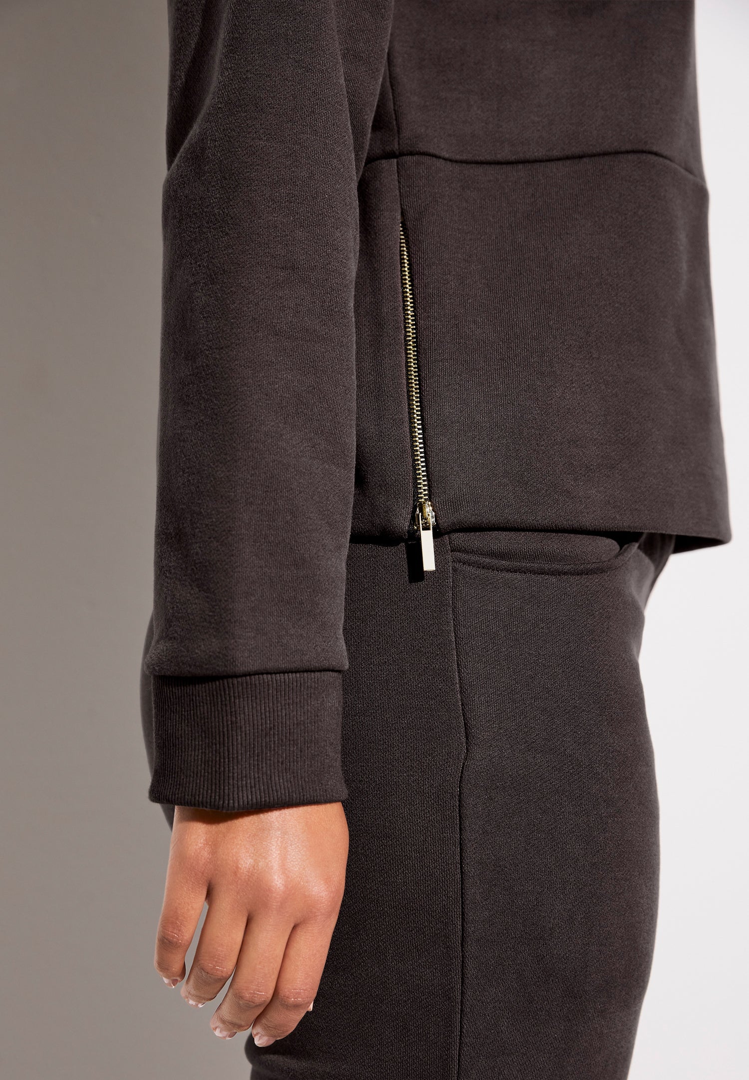 Cozy Lounge | Pullover - chocolate - Image 3