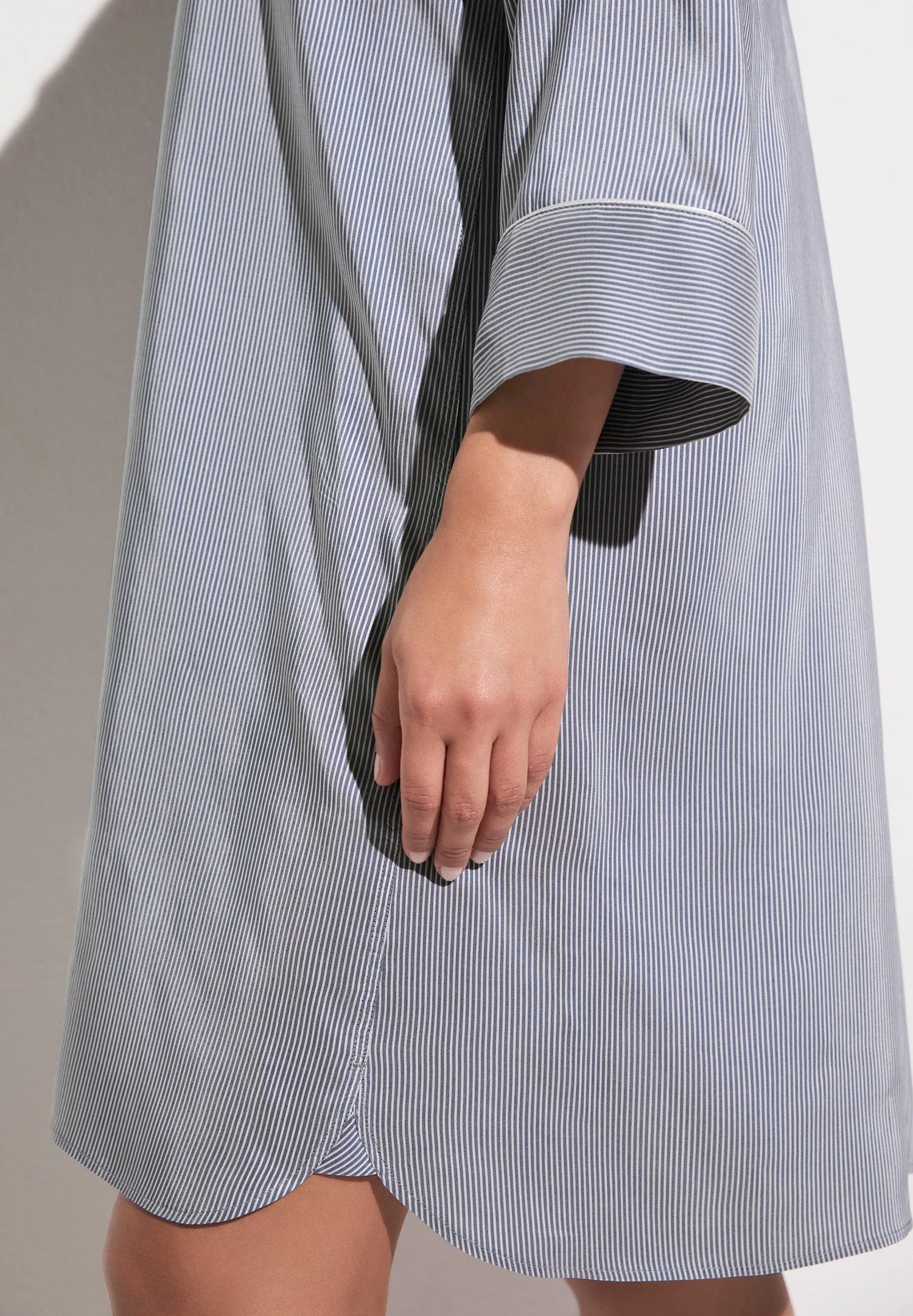 Feminine Stripes | Sleepshirt 3/4-Ärmel - blue stripes - Image 4