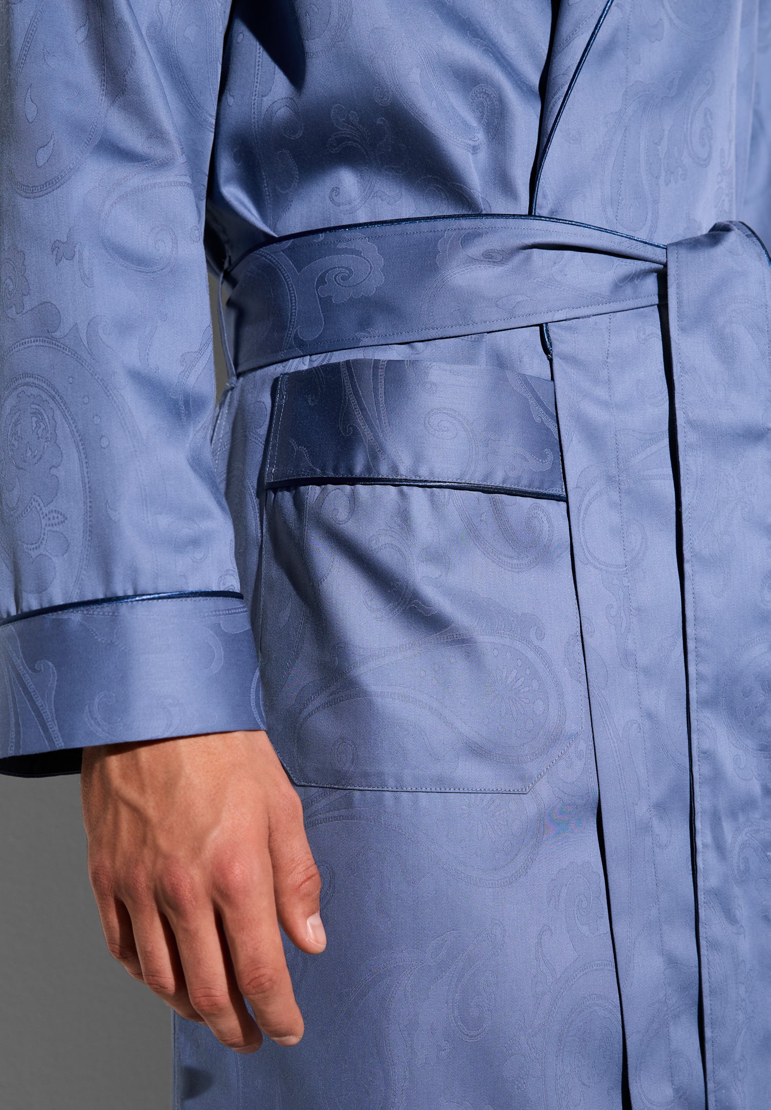Luxury Jacquard | Morgenmantel lang - blue - Image 4