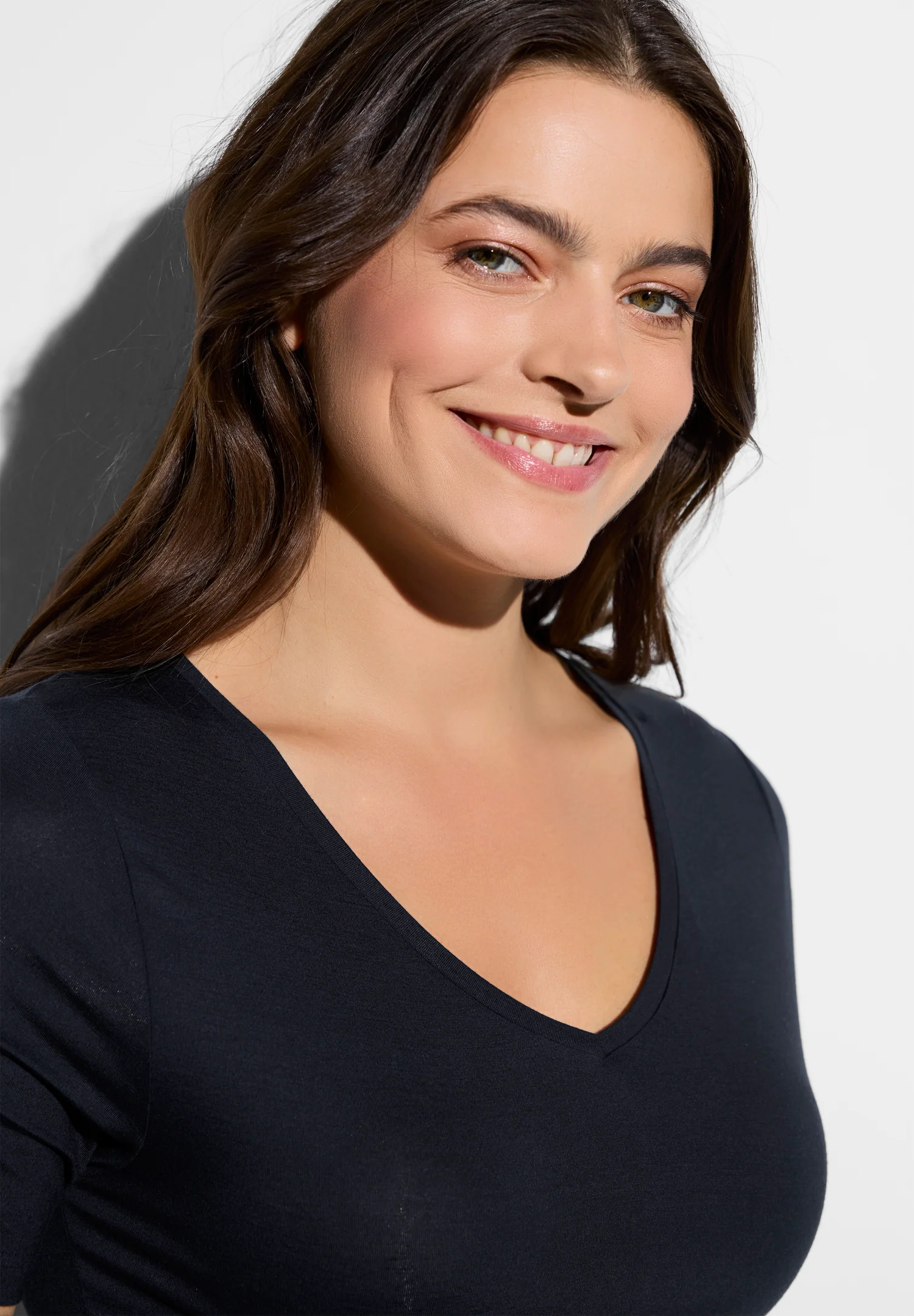Pureness | T-Shirt kurzarm V-Ausschnitt - navy - Image 3