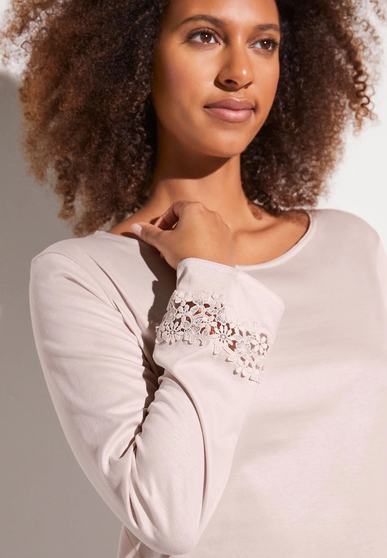 Sea Island | Sleepshirt Long Sleeve - gray lilac - Image 4