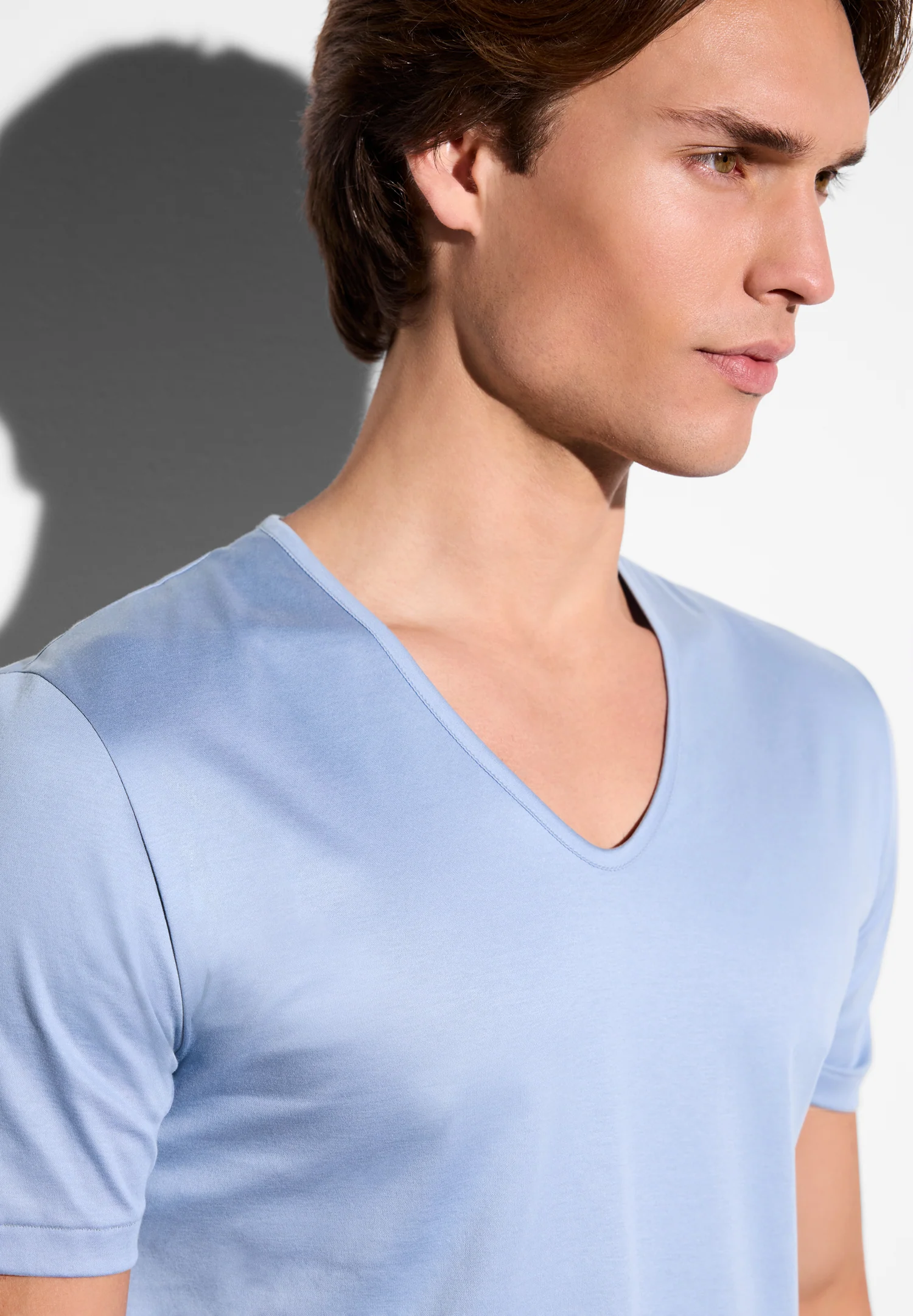 Sea Island | T-Shirt kurzarm V-Ausschnitt - mountain lake - Image 3