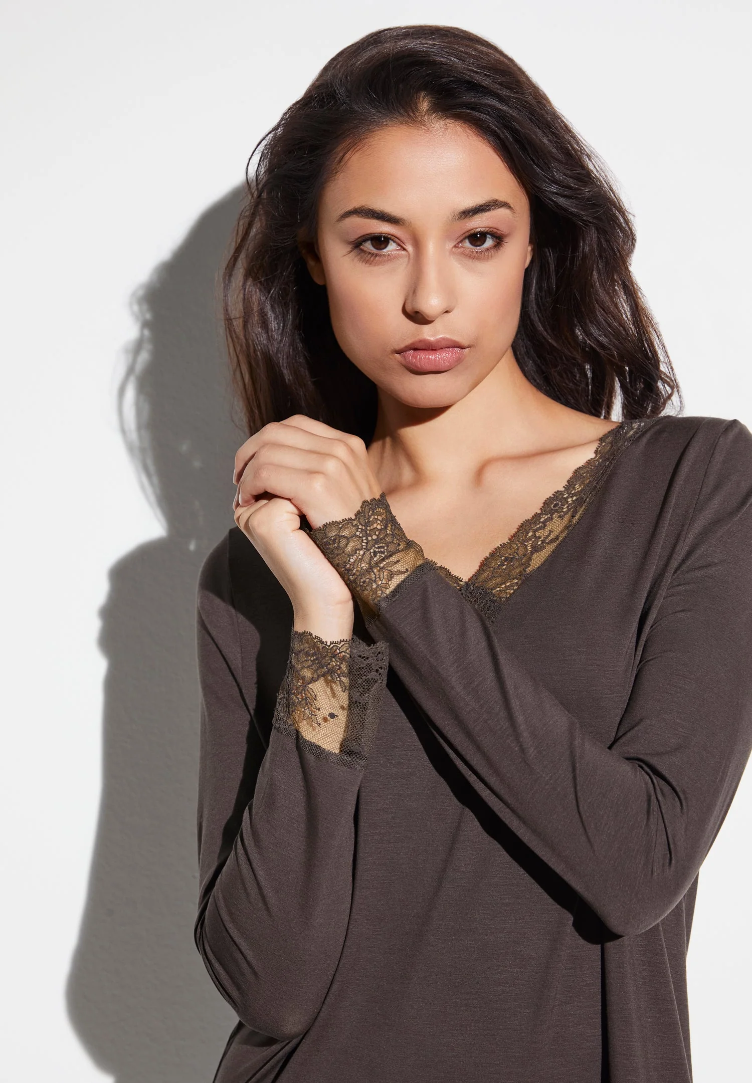 Sensual Fashion | Sleepshirt langarm - black olive - Image 3
