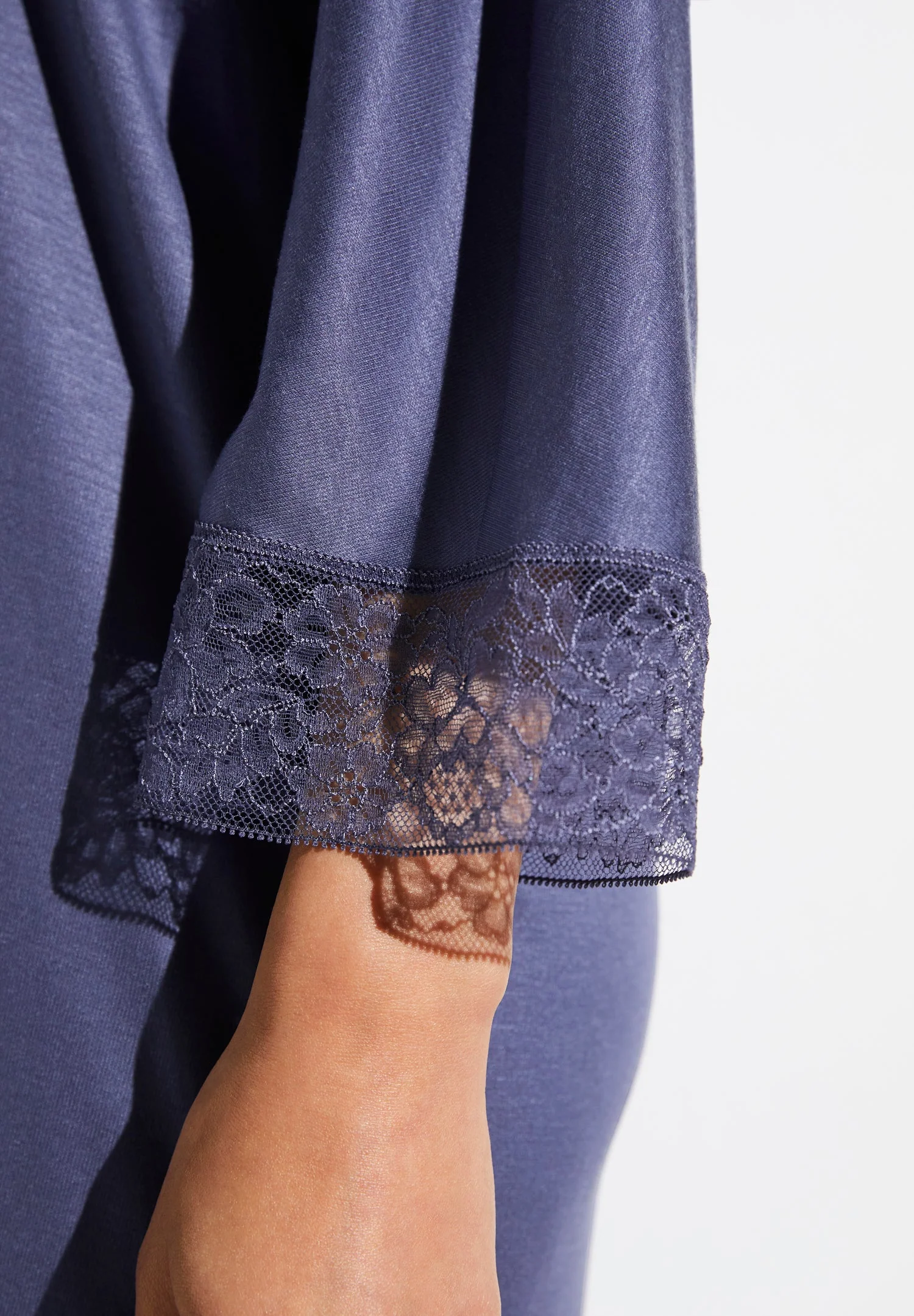 Silk Dreams | Sleepshirt 3/4-Ärmel - iris blue - Image 4