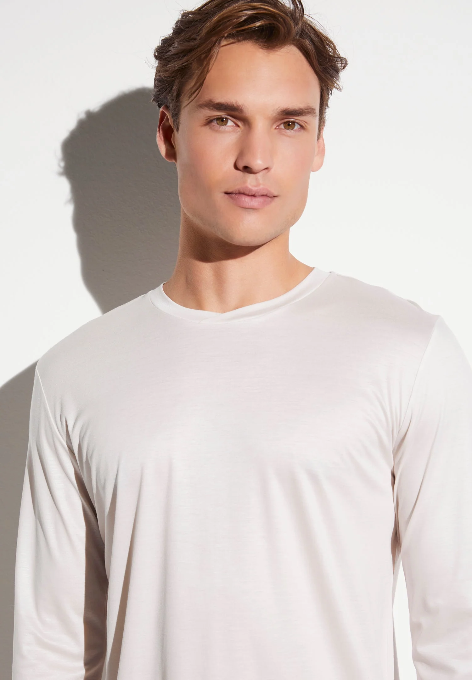 Sustainable Luxury | Pyjama lang - almond latte - Image 3