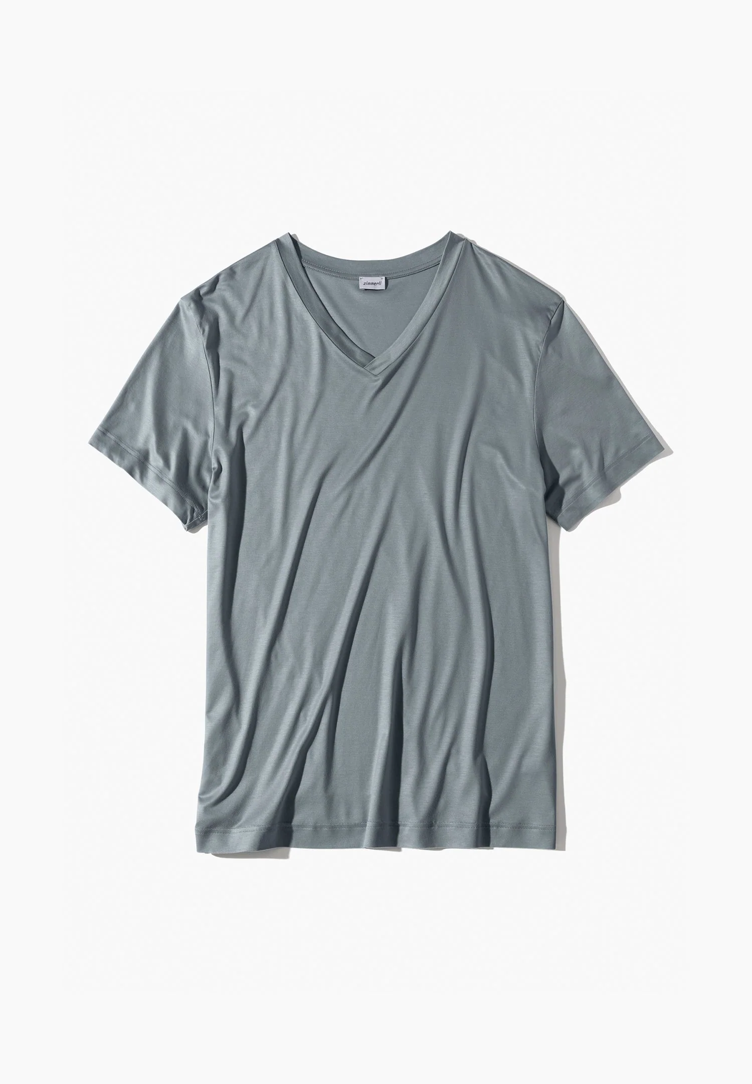 Sustainable Luxury | T-Shirt kurzarm V-Ausschnitt - blue grey - Image 5