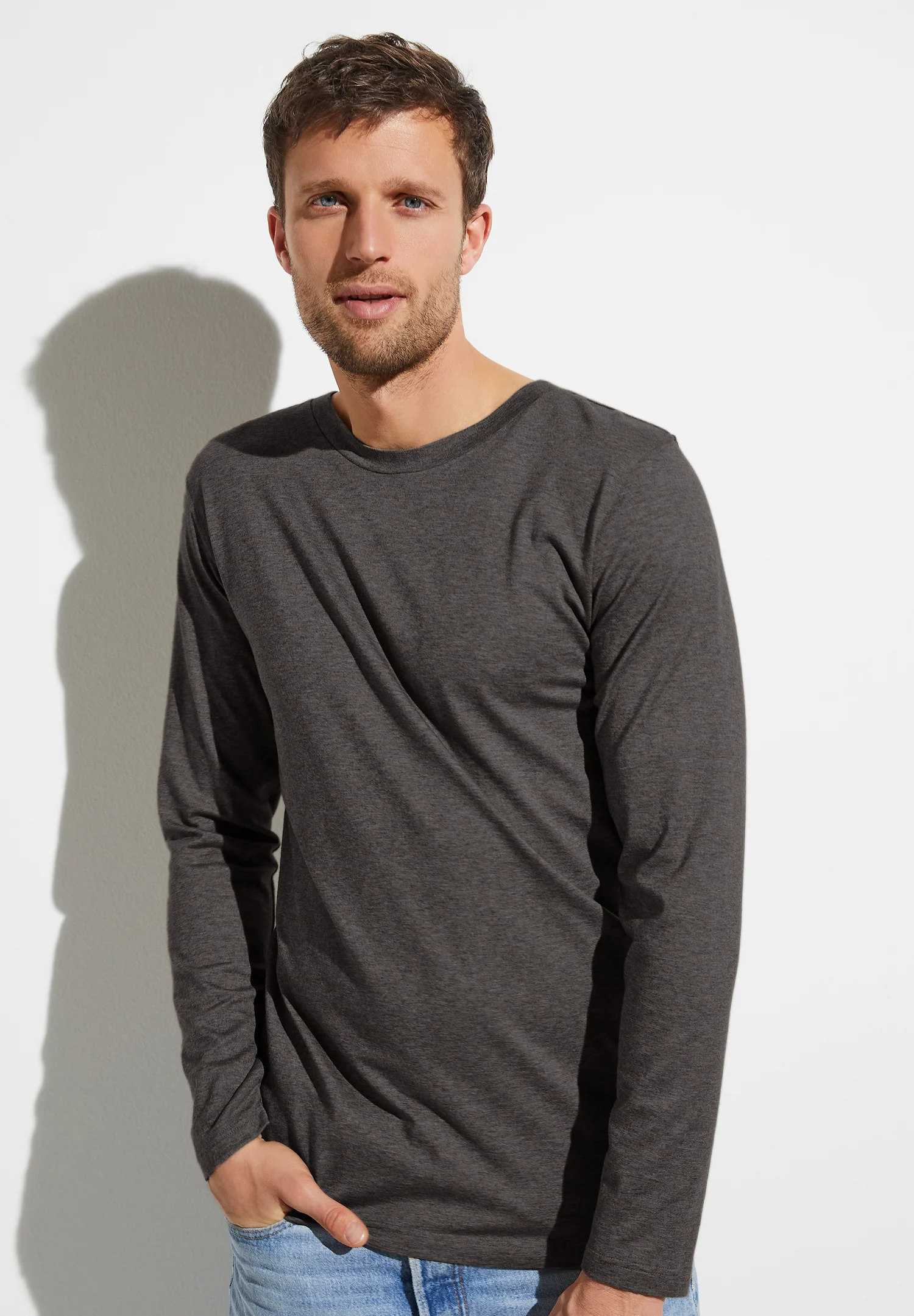 T-Shirt langarm aus Kaschmir x Baumwolle - espresso
