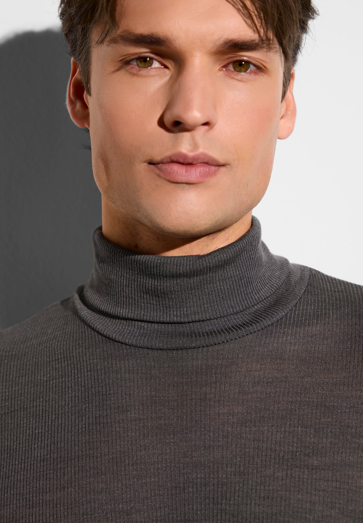 Wool & Silk | Rollkragen langarm - mink - Image 3