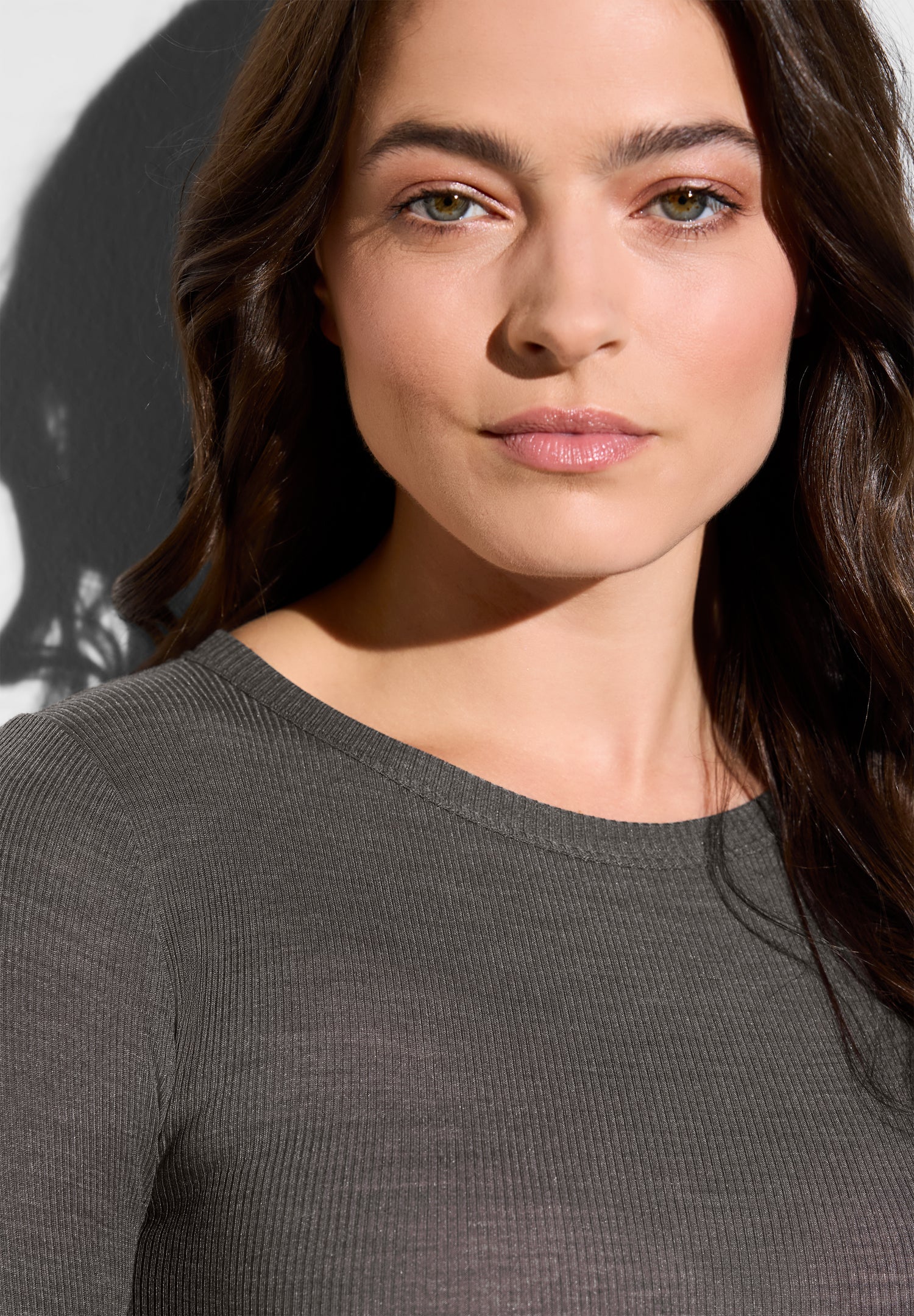 Wool & Silk | Damen T-Shirt langarm - mink - Image 3